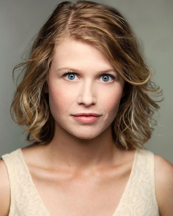 Rose Reynolds